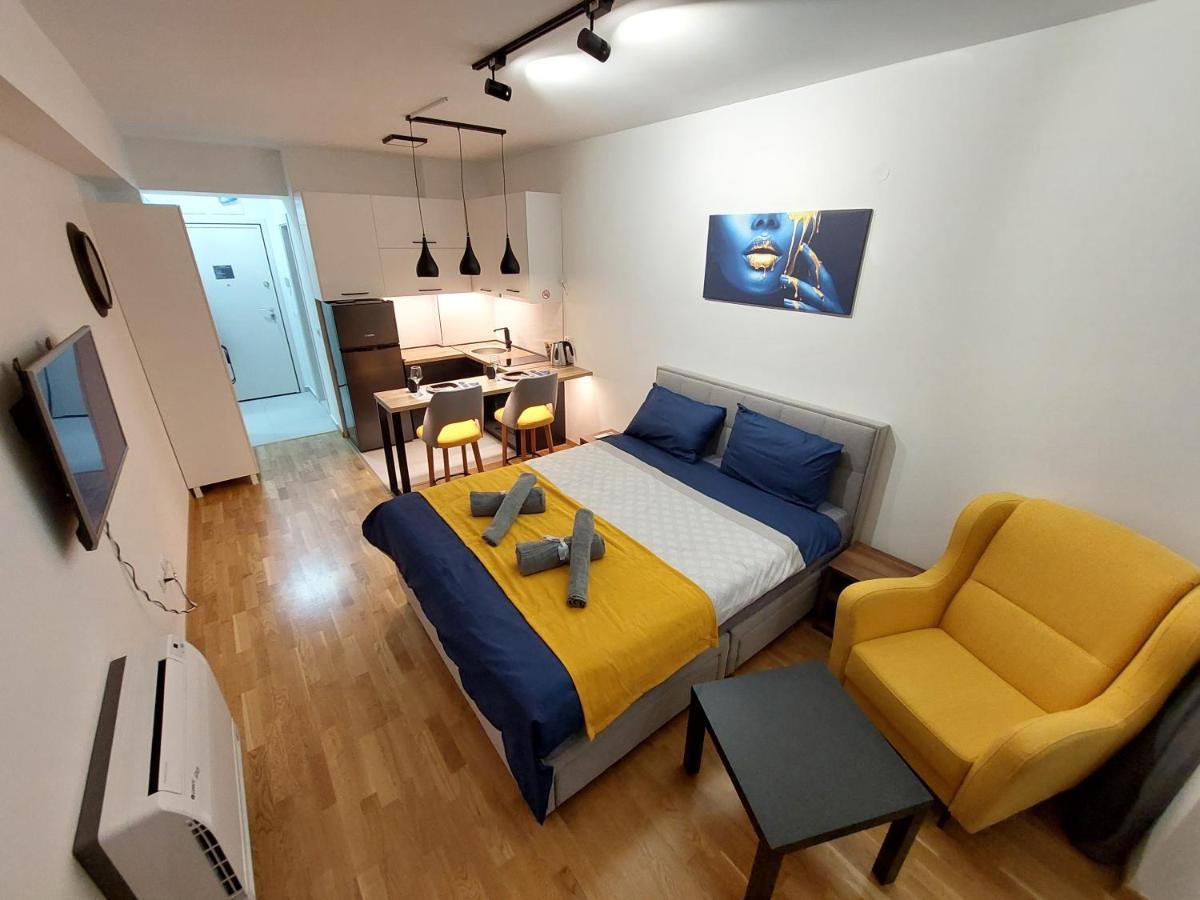 Box Apartment سكوبجي المظهر الخارجي الصورة