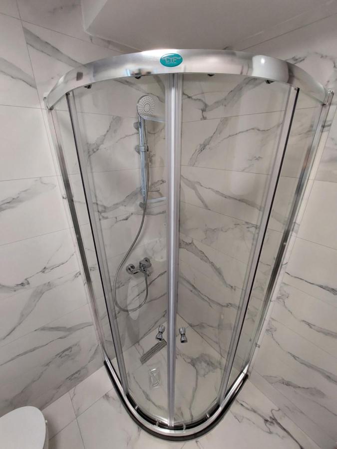 Box Apartment سكوبجي المظهر الخارجي الصورة