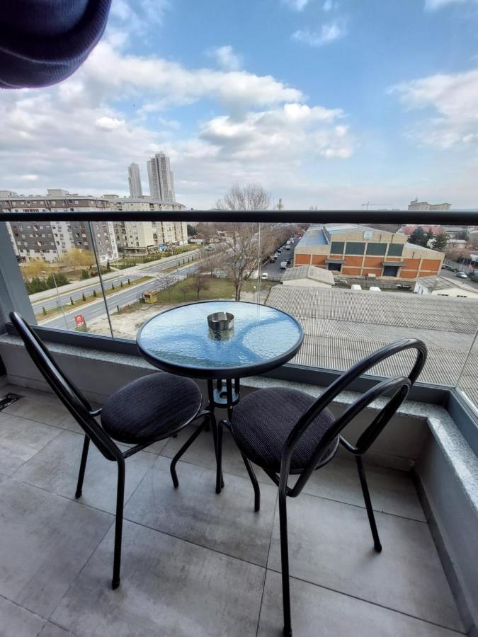 Box Apartment سكوبجي المظهر الخارجي الصورة